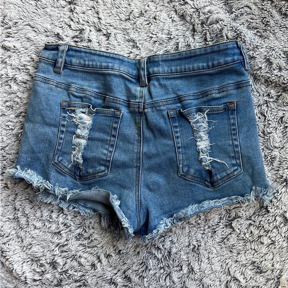 Sugar Lips stretchy denim jean shorts nwot - Picture 3 of 4